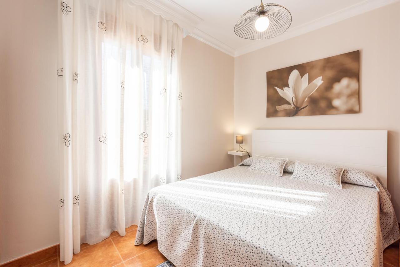 Hostal Casa Angelita Caminito Del Rey, Duplex Con Terraza En El Centro De Andalucia Valle de Abdalajís Exterior foto