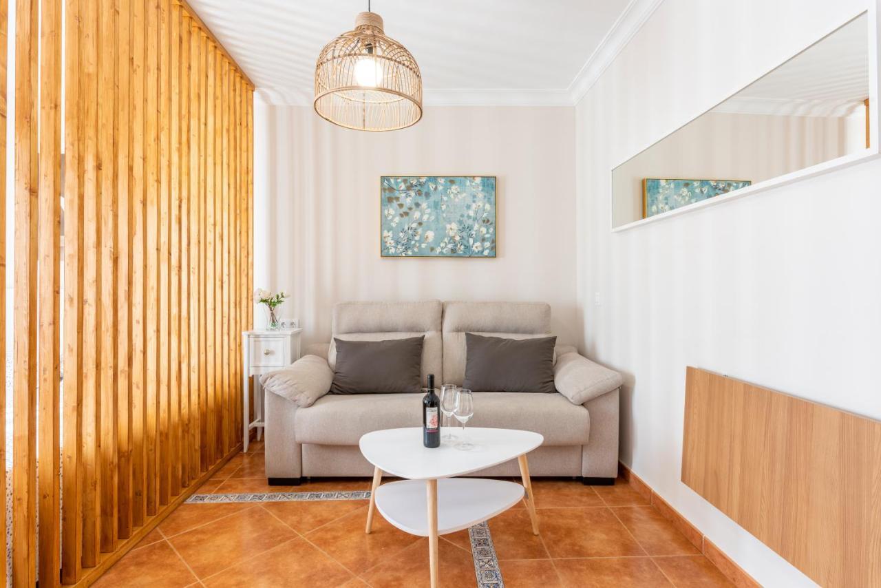 Hostal Casa Angelita Caminito Del Rey, Duplex Con Terraza En El Centro De Andalucia Valle de Abdalajís Exterior foto